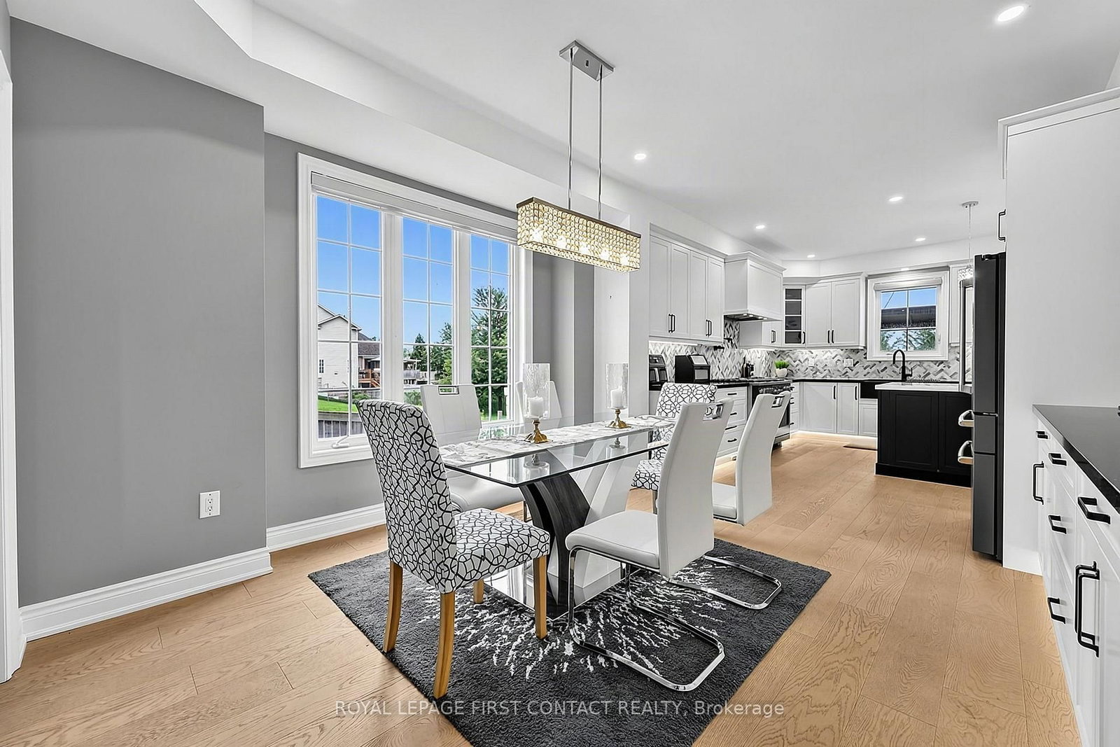 36 Regalia Way • Barrie, ON photo 10