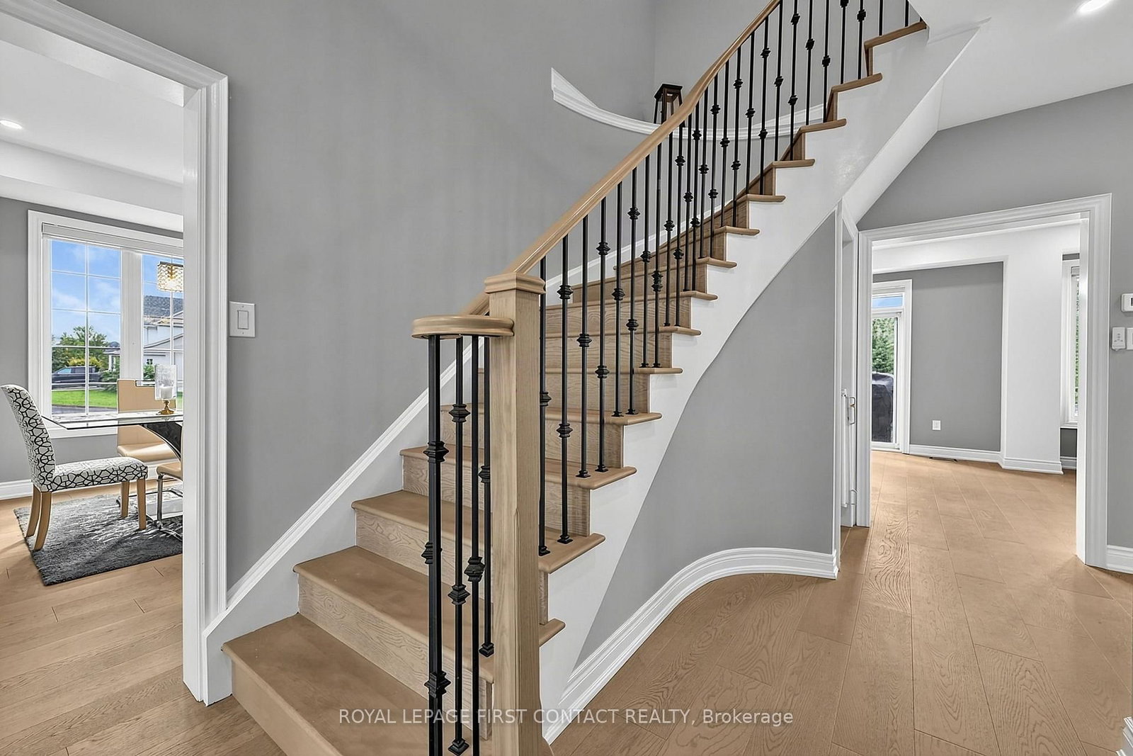 36 Regalia Way • Barrie, ON photo 23