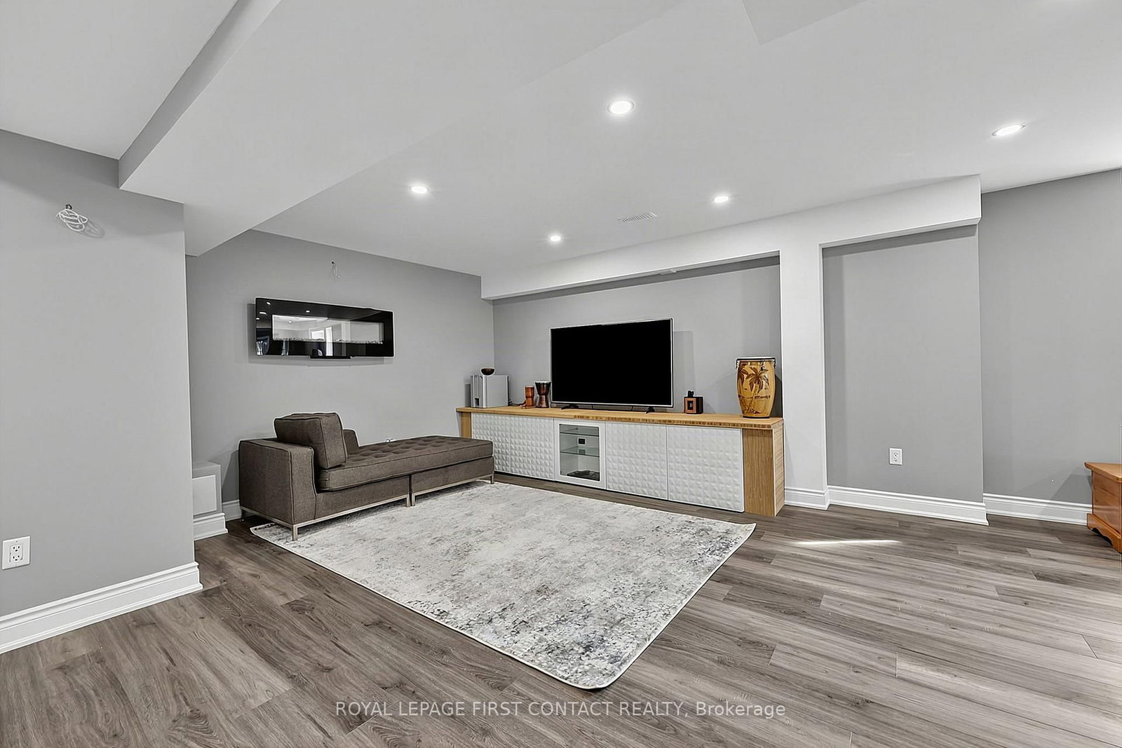 36 Regalia Way • Barrie, ON photo 35