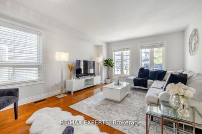 10 Snowden Avenue • Barrie, ON photo 4