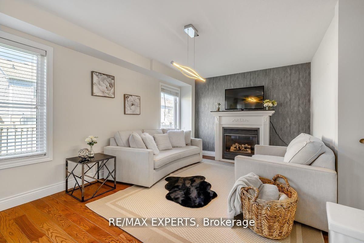10 Snowden Avenue • Barrie, ON photo 9