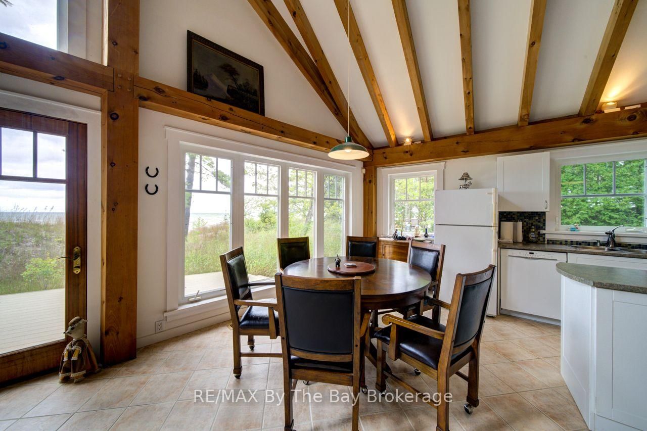 1170 Shore Lane • Wasaga Beach, ON photo 10