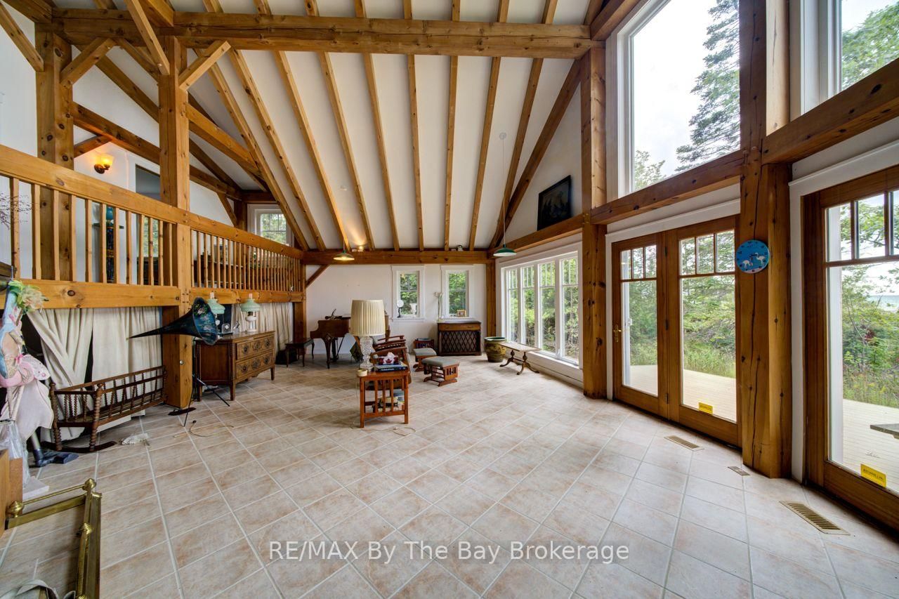 1170 Shore Lane • Wasaga Beach, ON photo 12