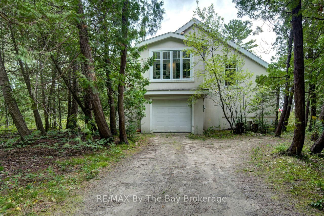 1170 Shore Lane • Wasaga Beach, ON photo 3
