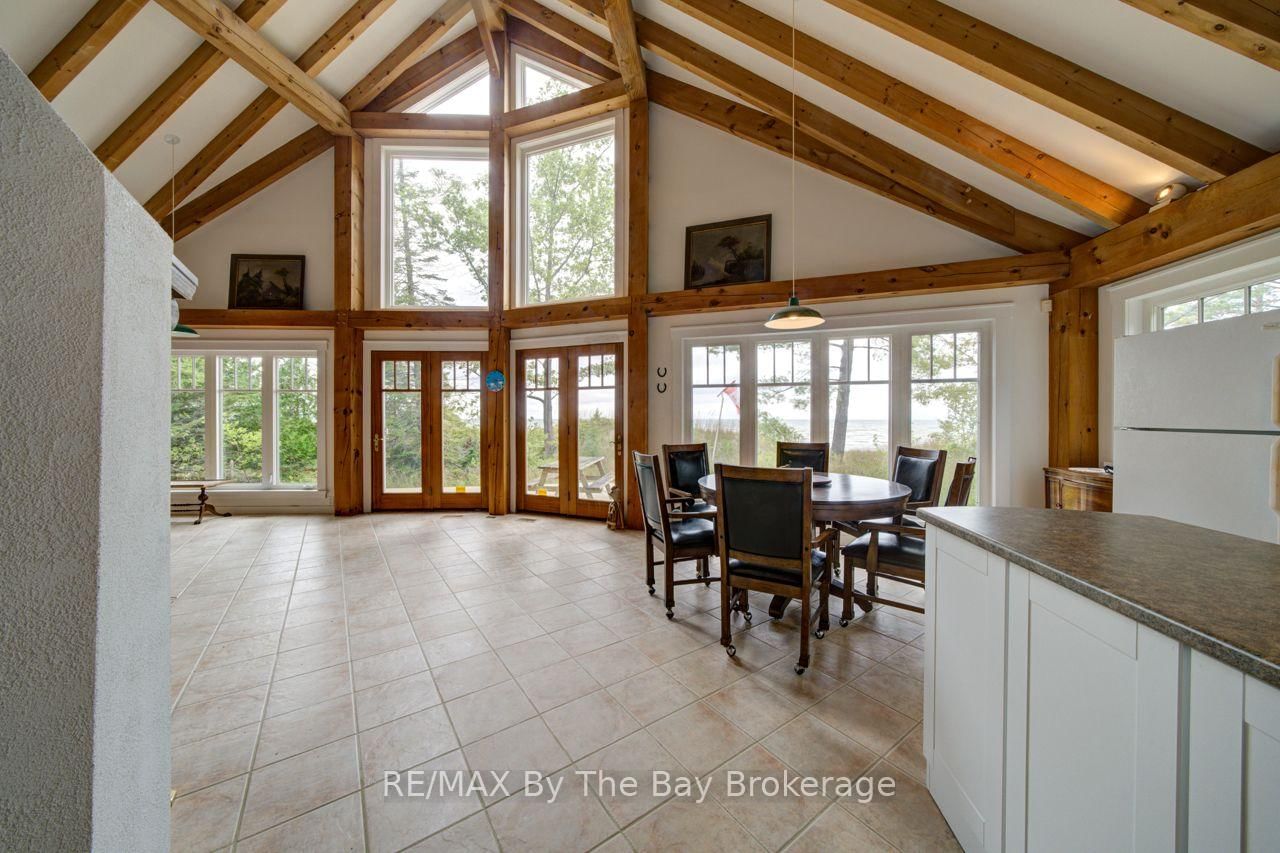 1170 Shore Lane • Wasaga Beach, ON photo 5