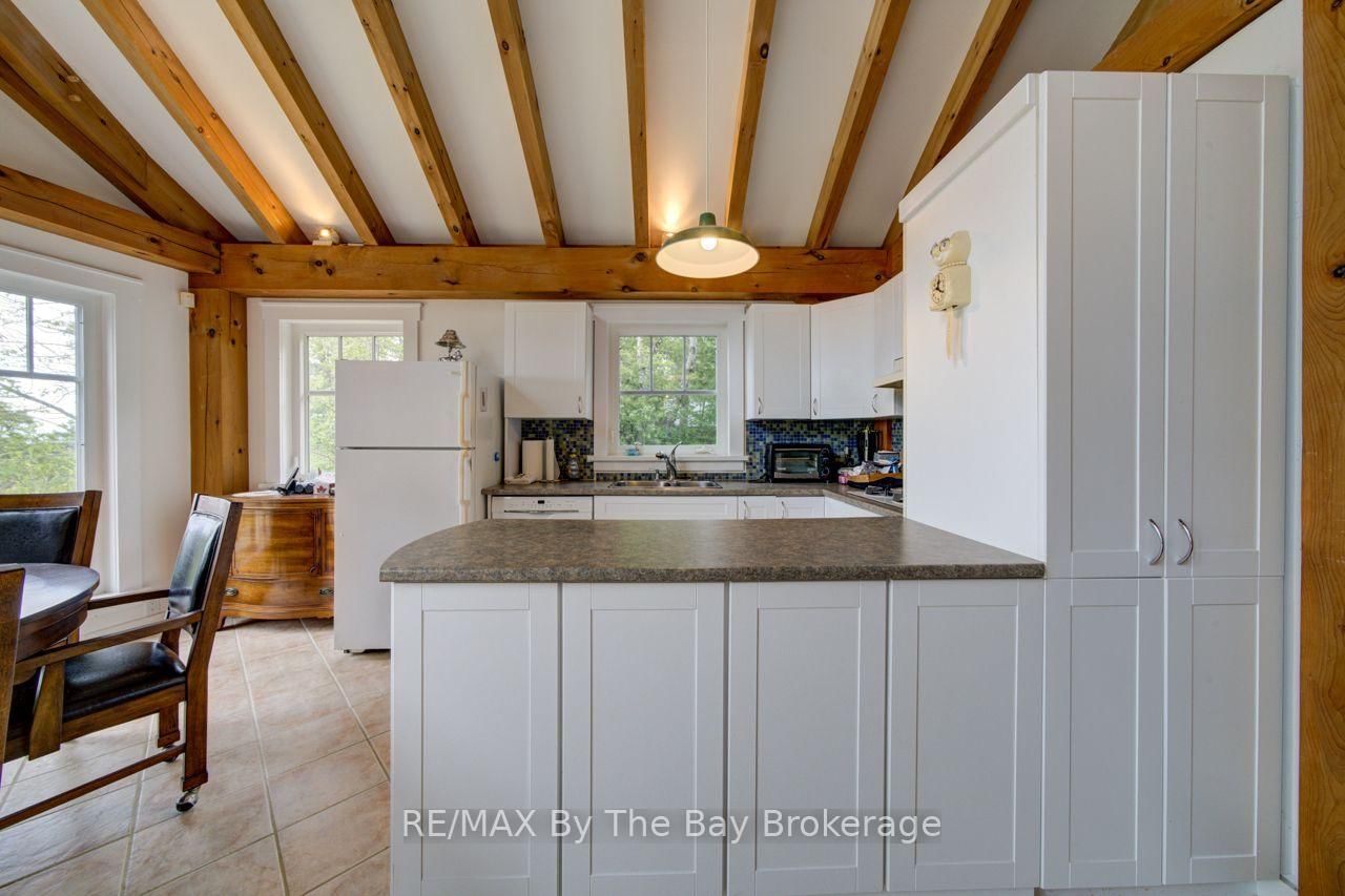 1170 Shore Lane • Wasaga Beach, ON photo 6