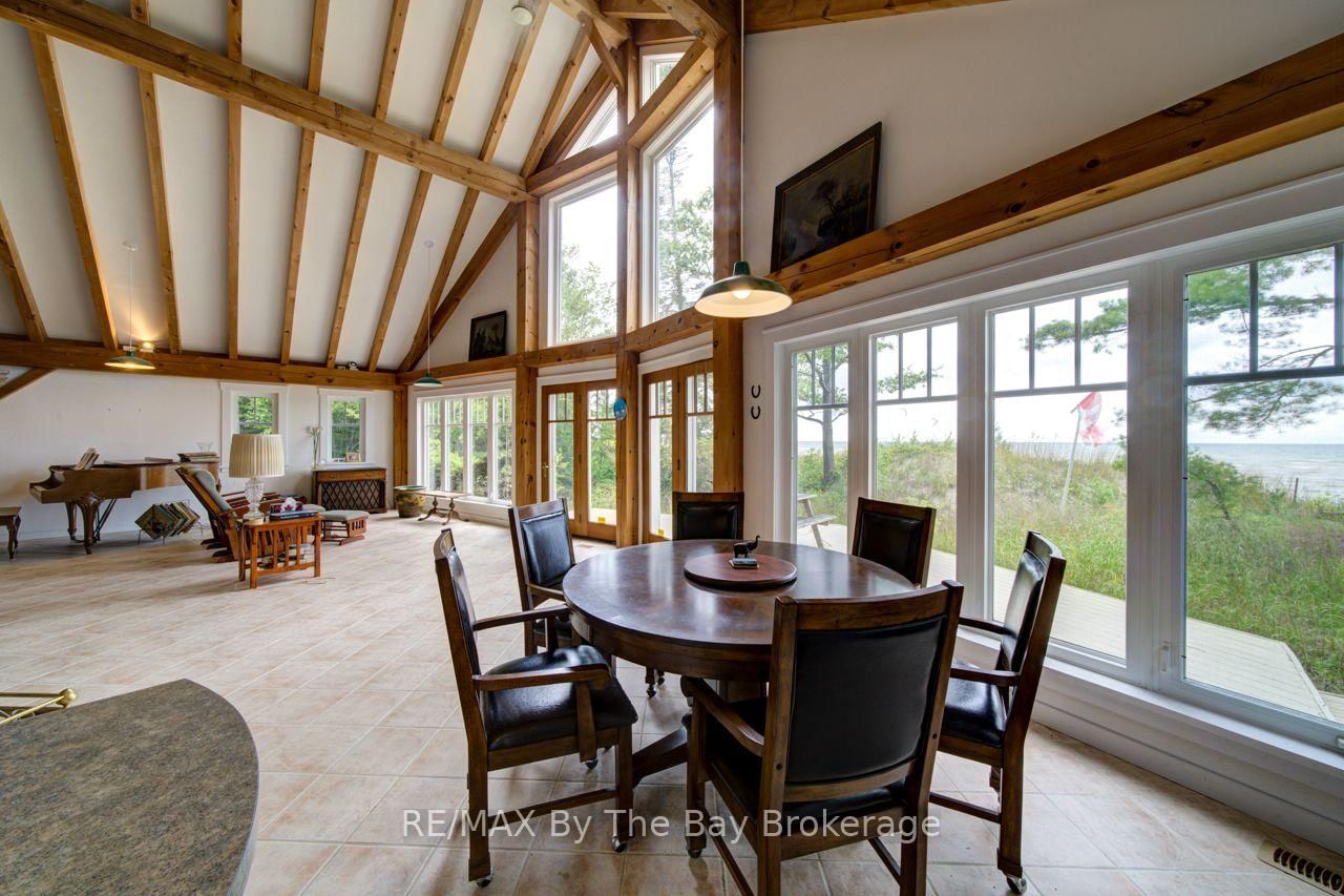 1170 Shore Lane • Wasaga Beach, ON photo 9