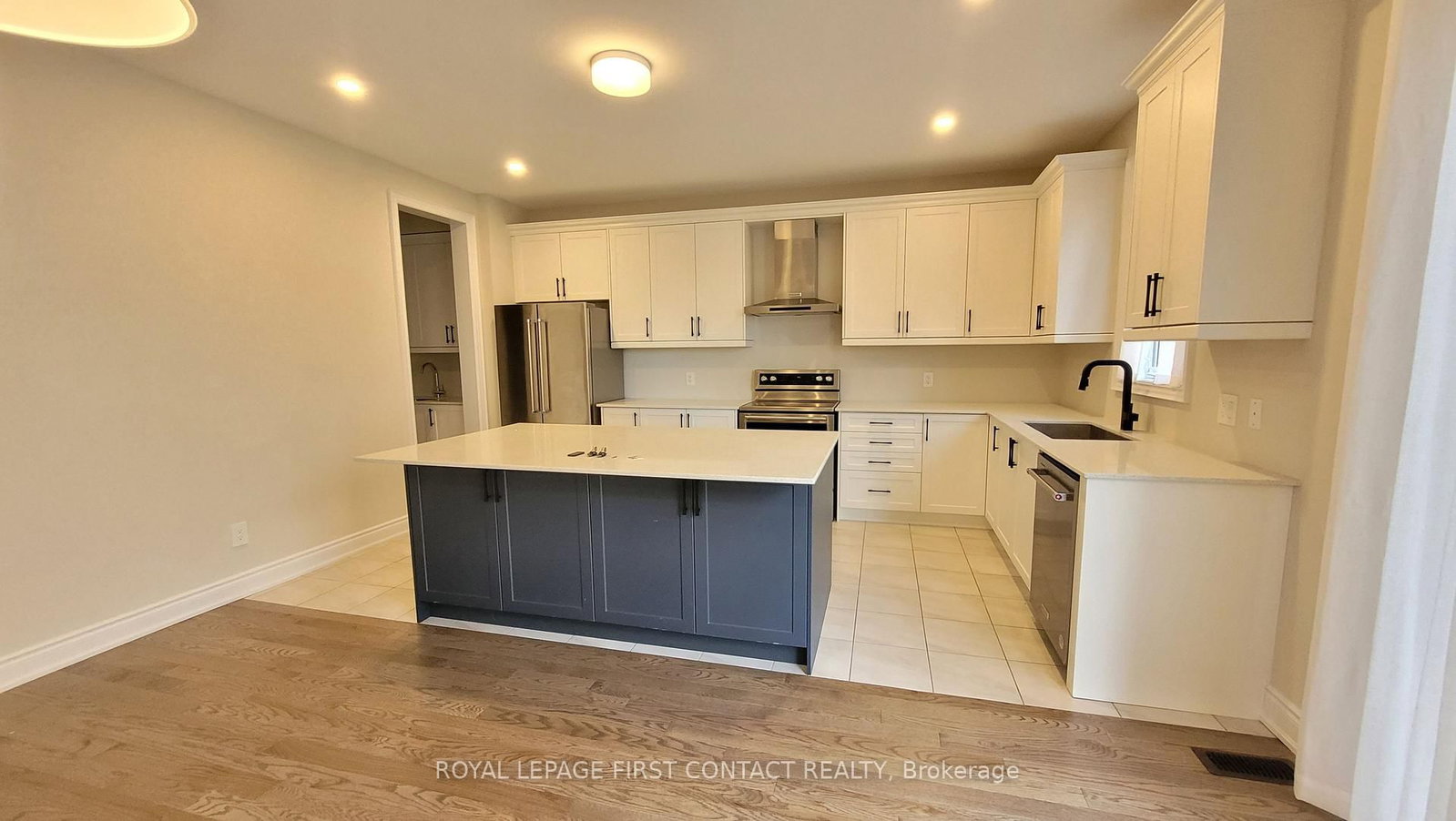 113 BEARBERRY Road • Springwater, ON photo 14