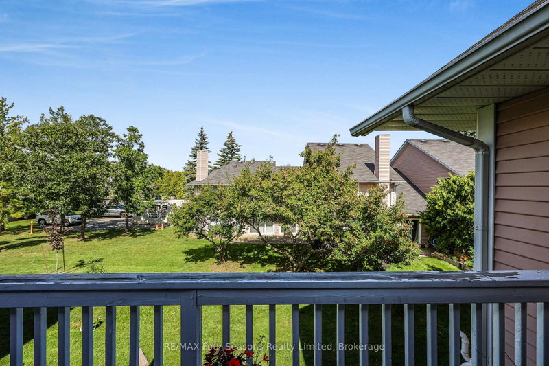 34 Dawson Dr photo 5