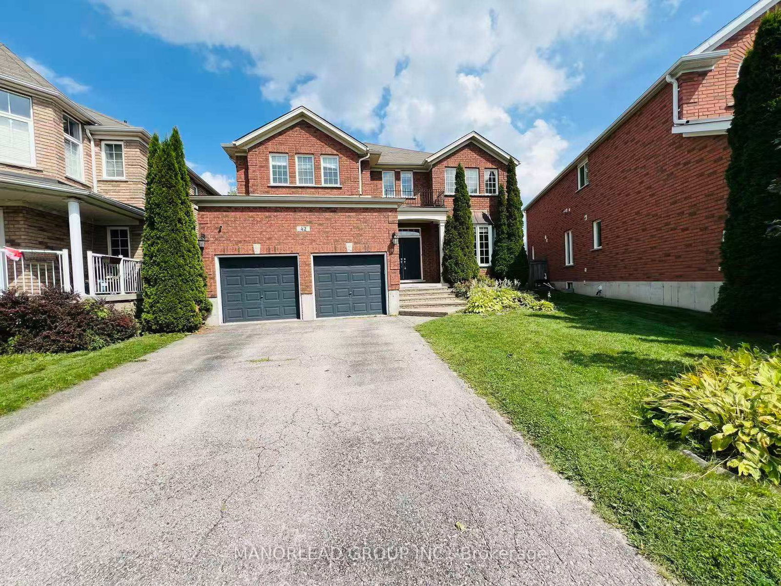 42 Parisian Crescent • Barrie, ON photo 1