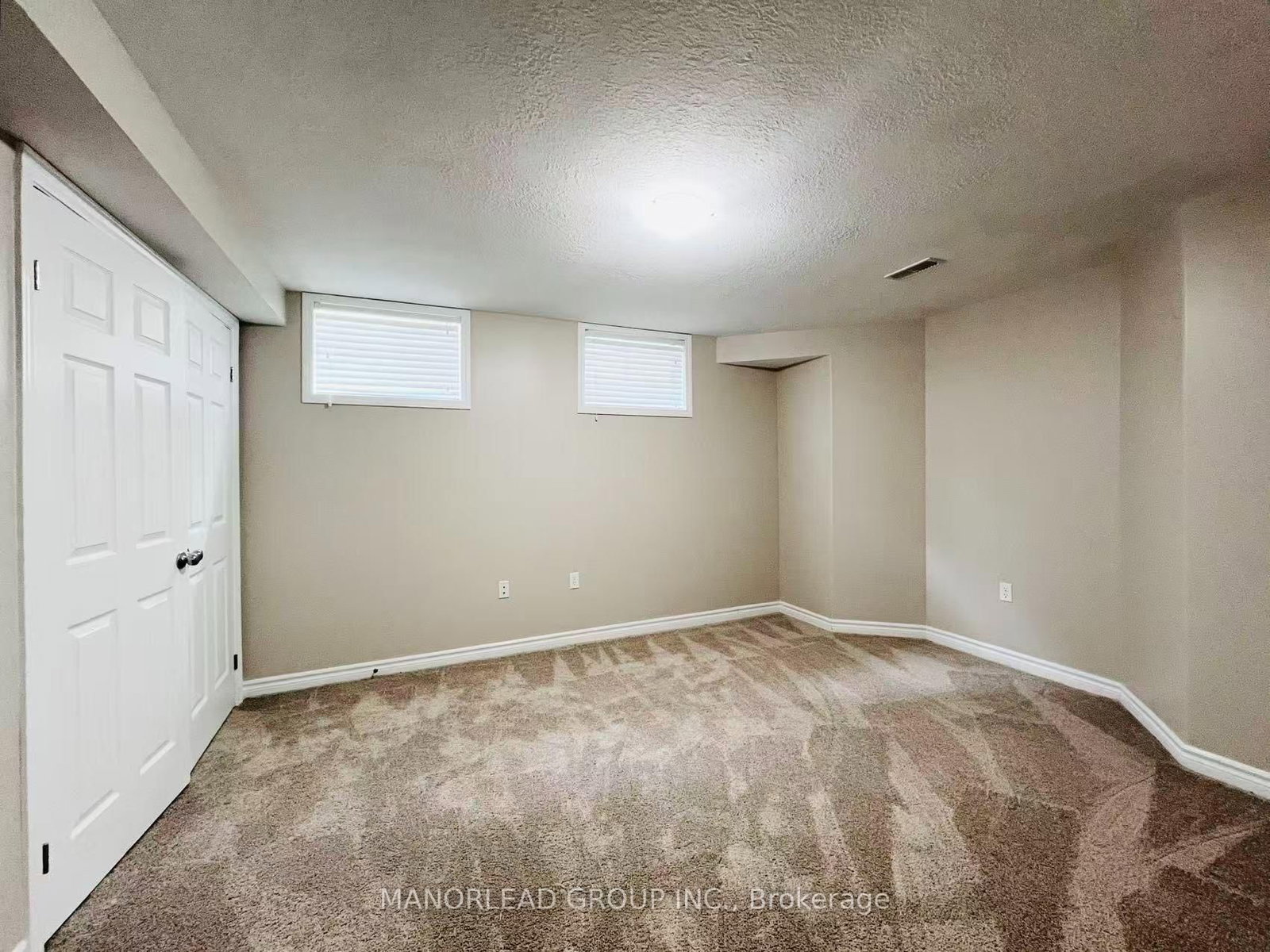 42 Parisian Crescent • Barrie, ON photo 28