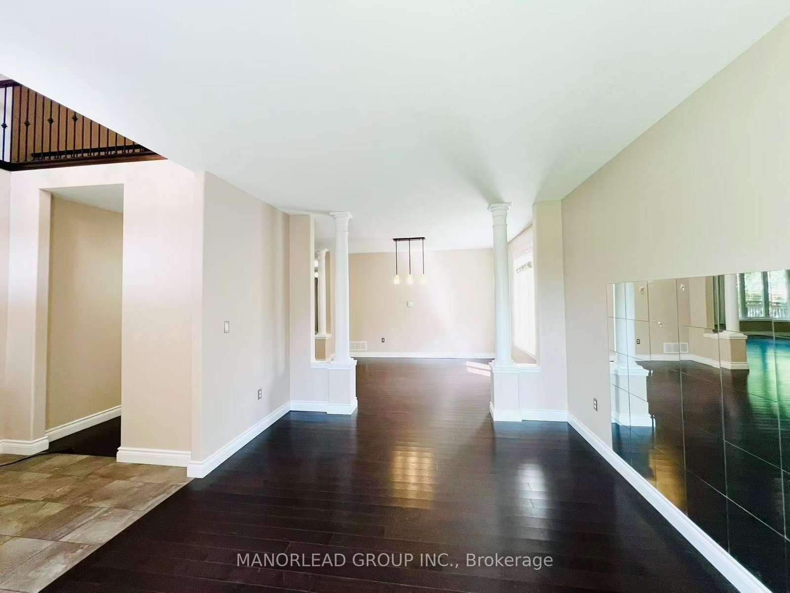42 Parisian Crescent • Barrie, ON photo 9