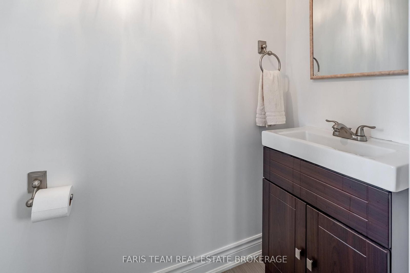 49 Cunningham Drive • Barrie, ON photo 14