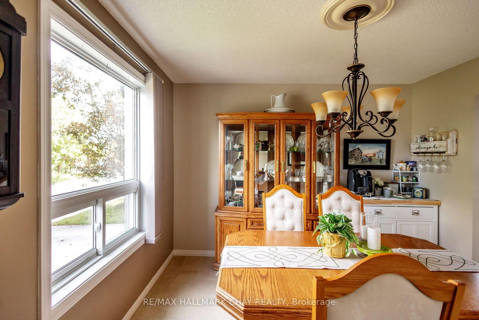 28 Pae Drive • Barrie, ON photo 15