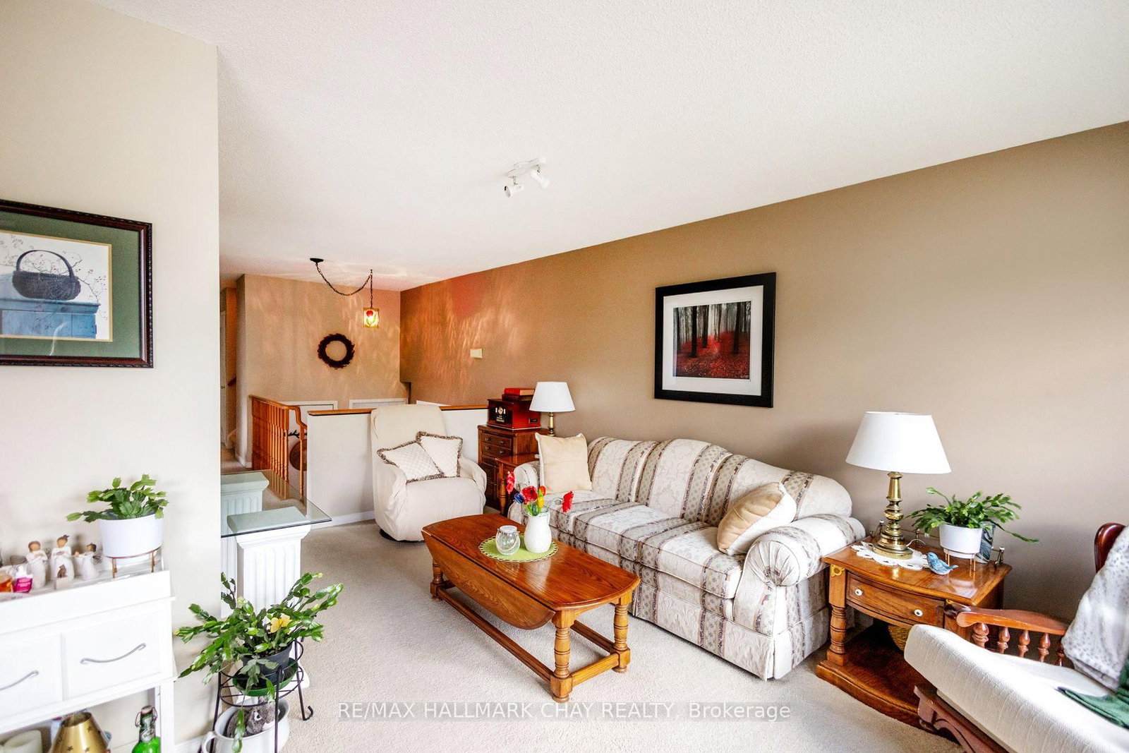 28 Pae Drive • Barrie, ON photo 17