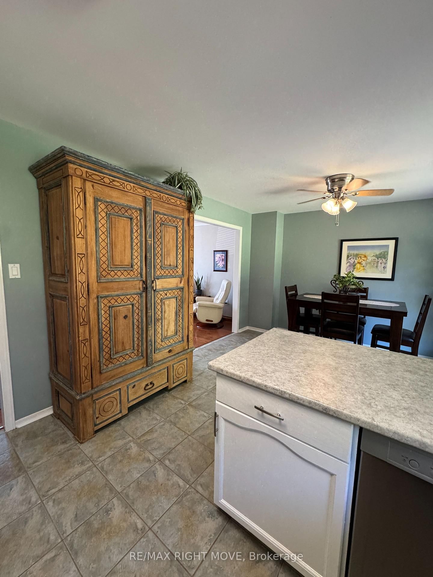 15 Watson Court • Orillia, ON photo 6