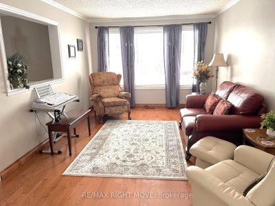 15 Watson Court • Orillia, ON photo 8