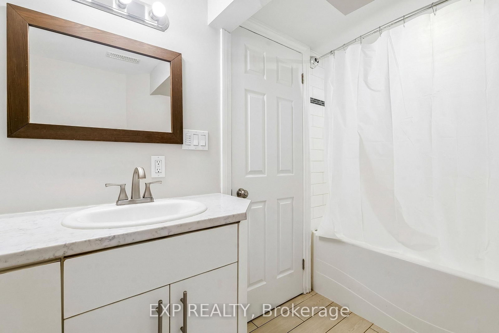 138 Lillian Crescent • Barrie, ON photo 37