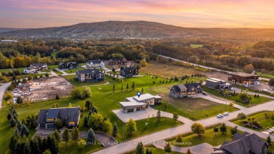 7 Meadowlark Way • Collingwood, ON photo 2