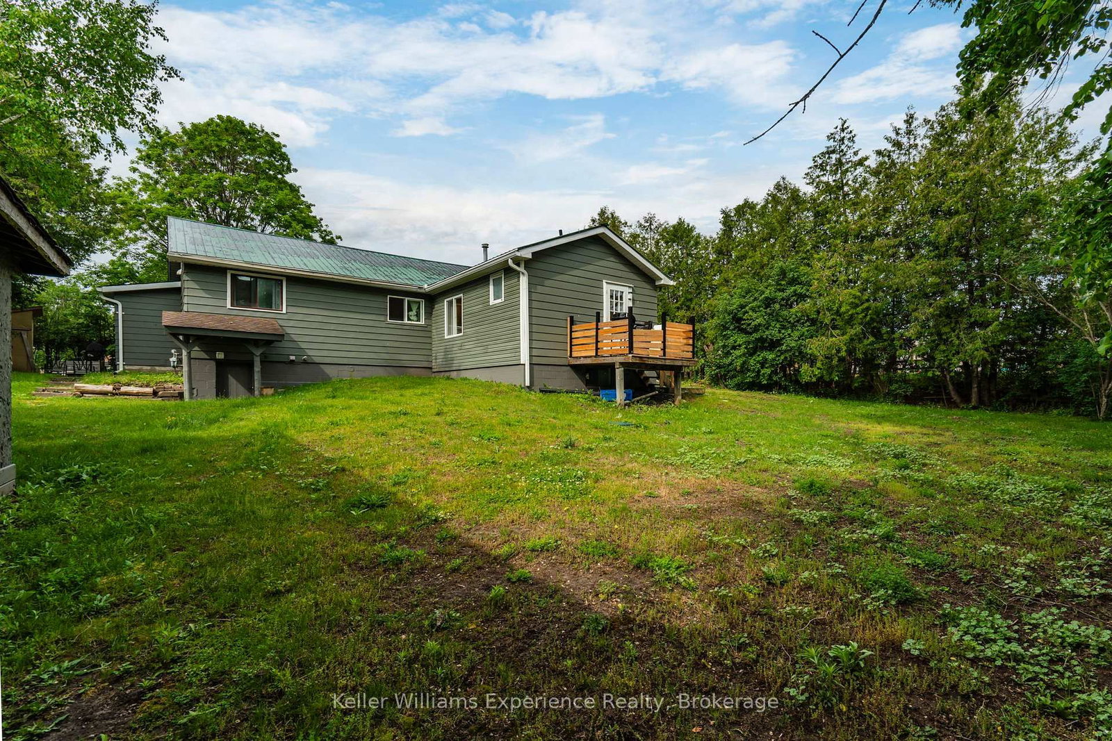 9782 Beachwood Drive • Collingwood, ON photo 40