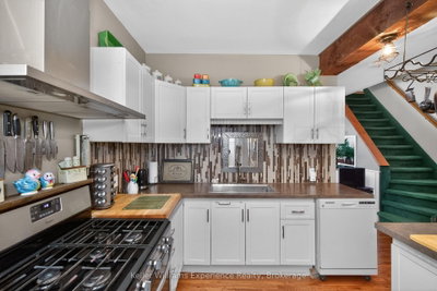 107 Pine Street • Tay, ON photo 4