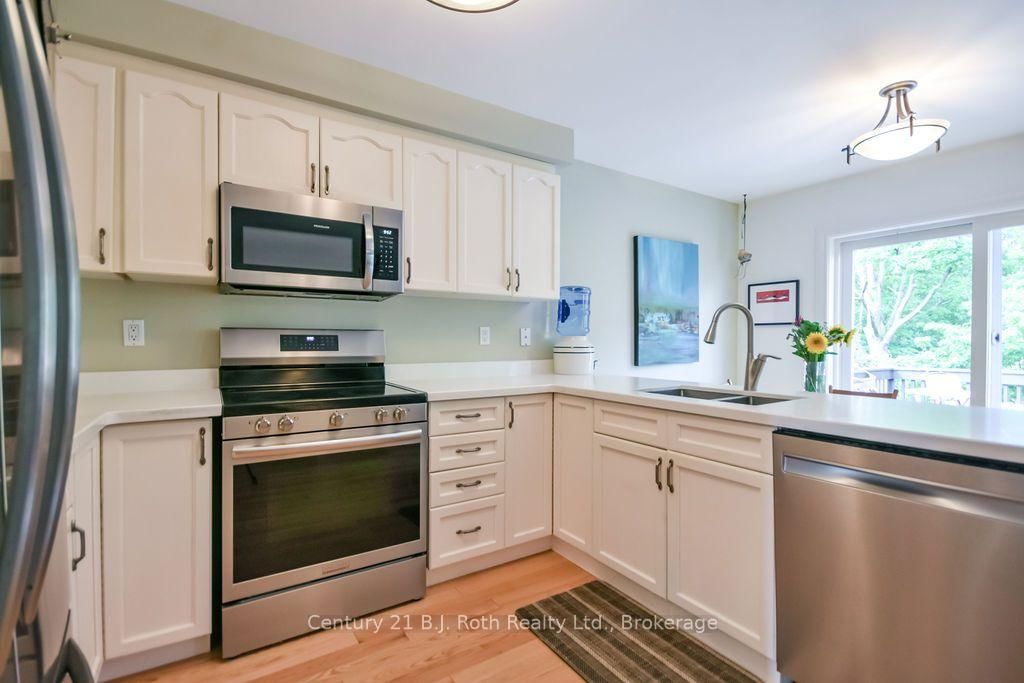 51 Johnson Street • Orillia, ON photo 12