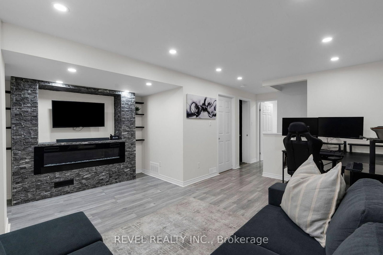 7 Penton Drive • Barrie, ON photo 24