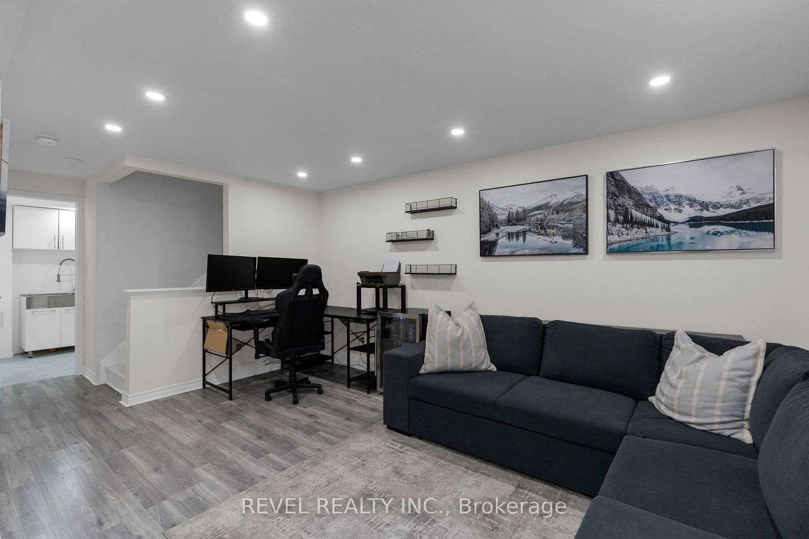 7 Penton Drive • Barrie, ON photo 25