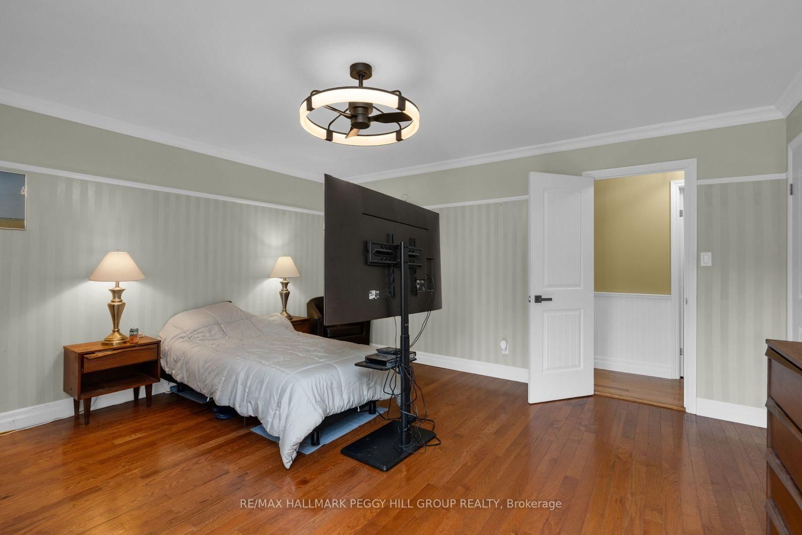2889 Fairgrounds Road S • Clearview, ON photo 9