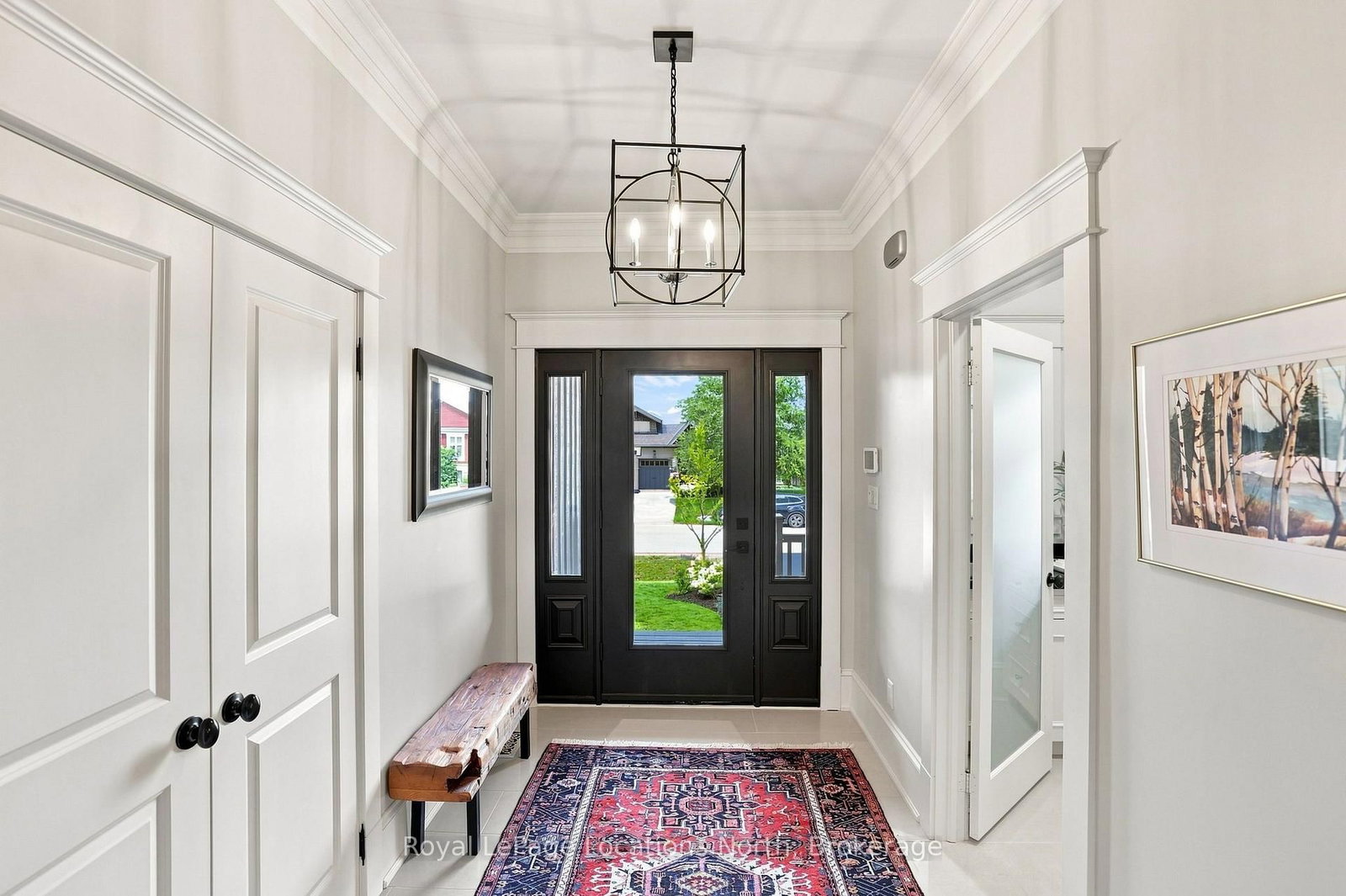 114 Stanley Street • Collingwood, ON photo 2