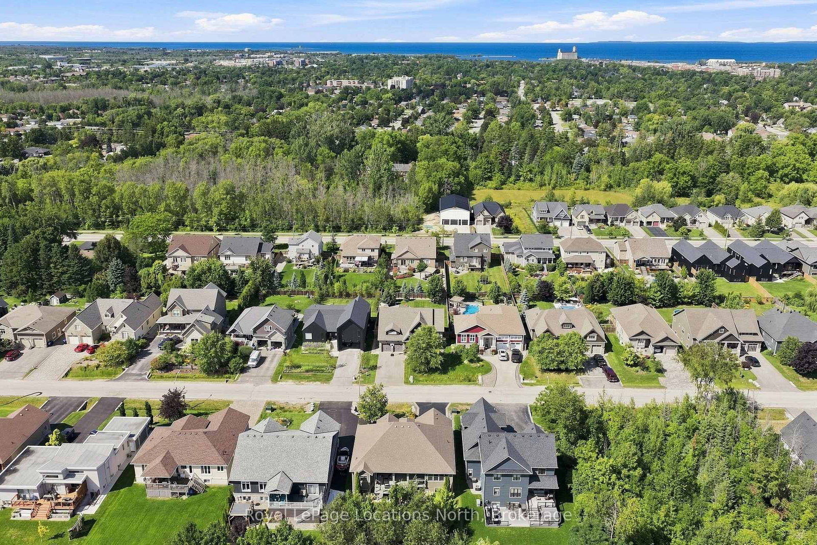 114 Stanley Street • Collingwood, ON photo 47