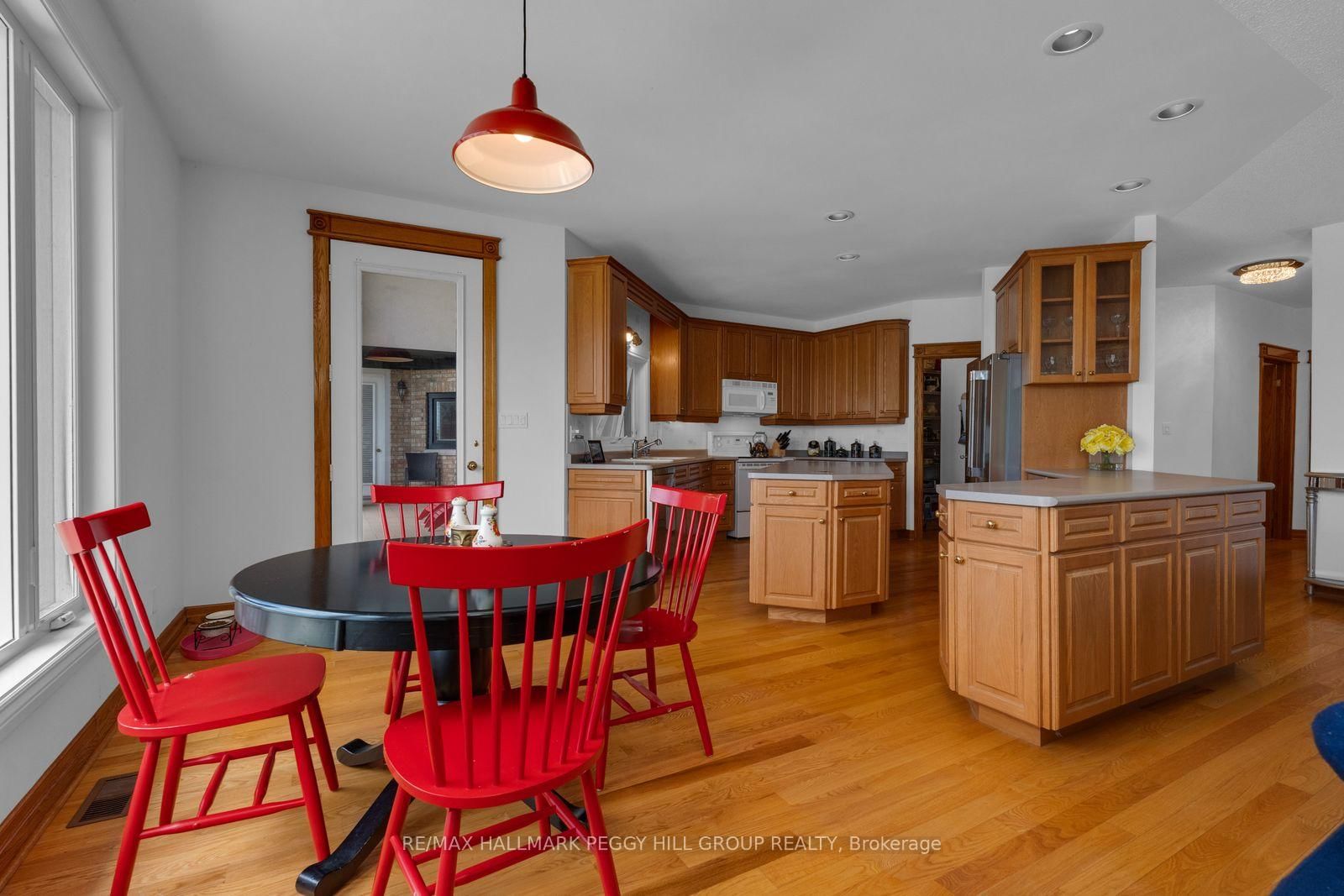 3686 Portage Bay Road • Ramara, ON photo 11