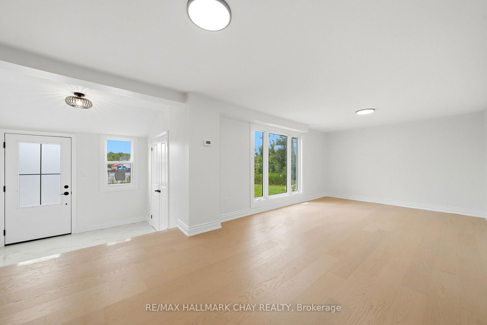 8410 11 Highway • Severn, ON photo 6