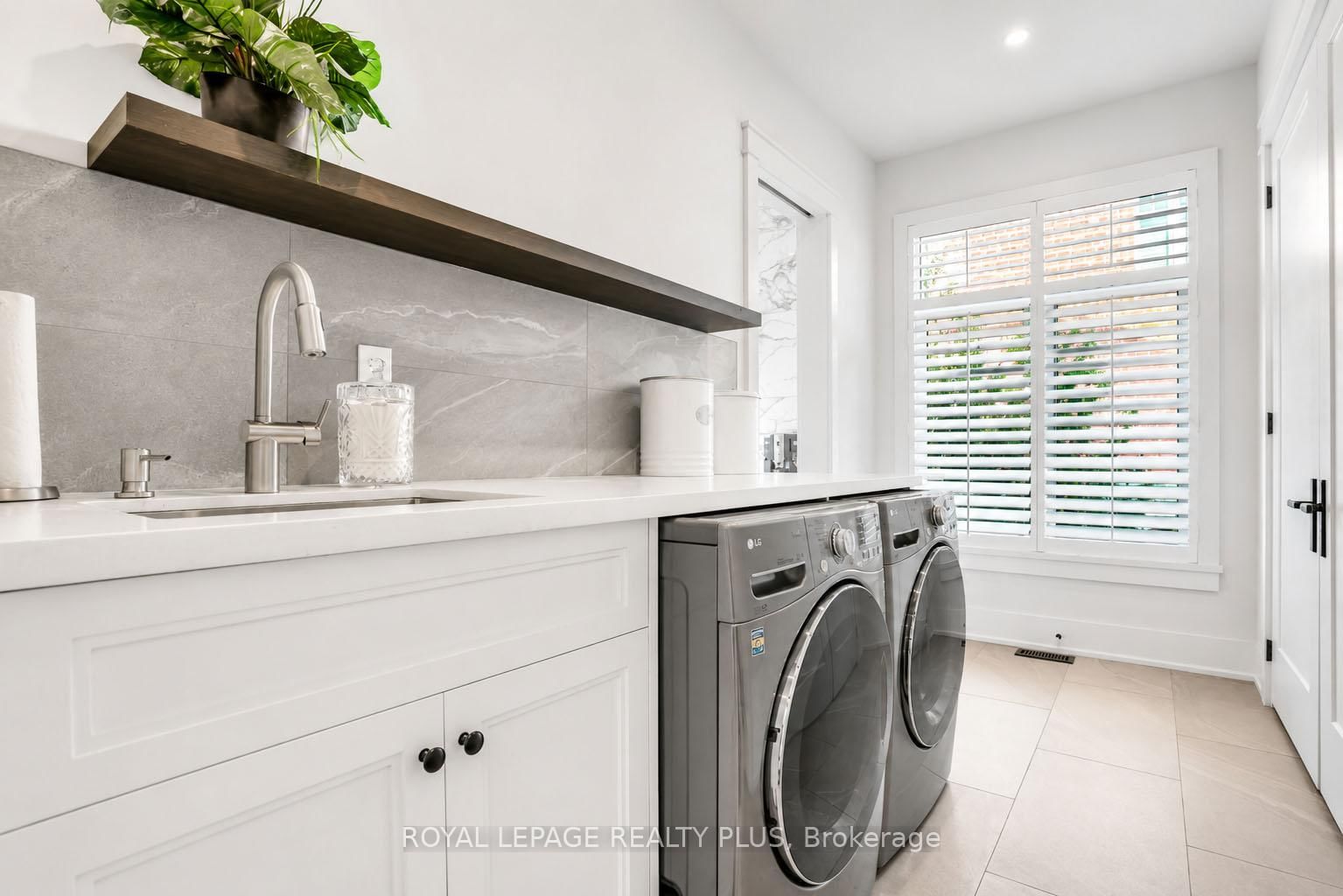 39 Plunkett Court • Barrie, ON photo 23