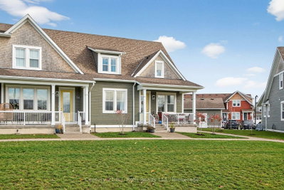 16 Samantha Lane • Midland, ON photo 3