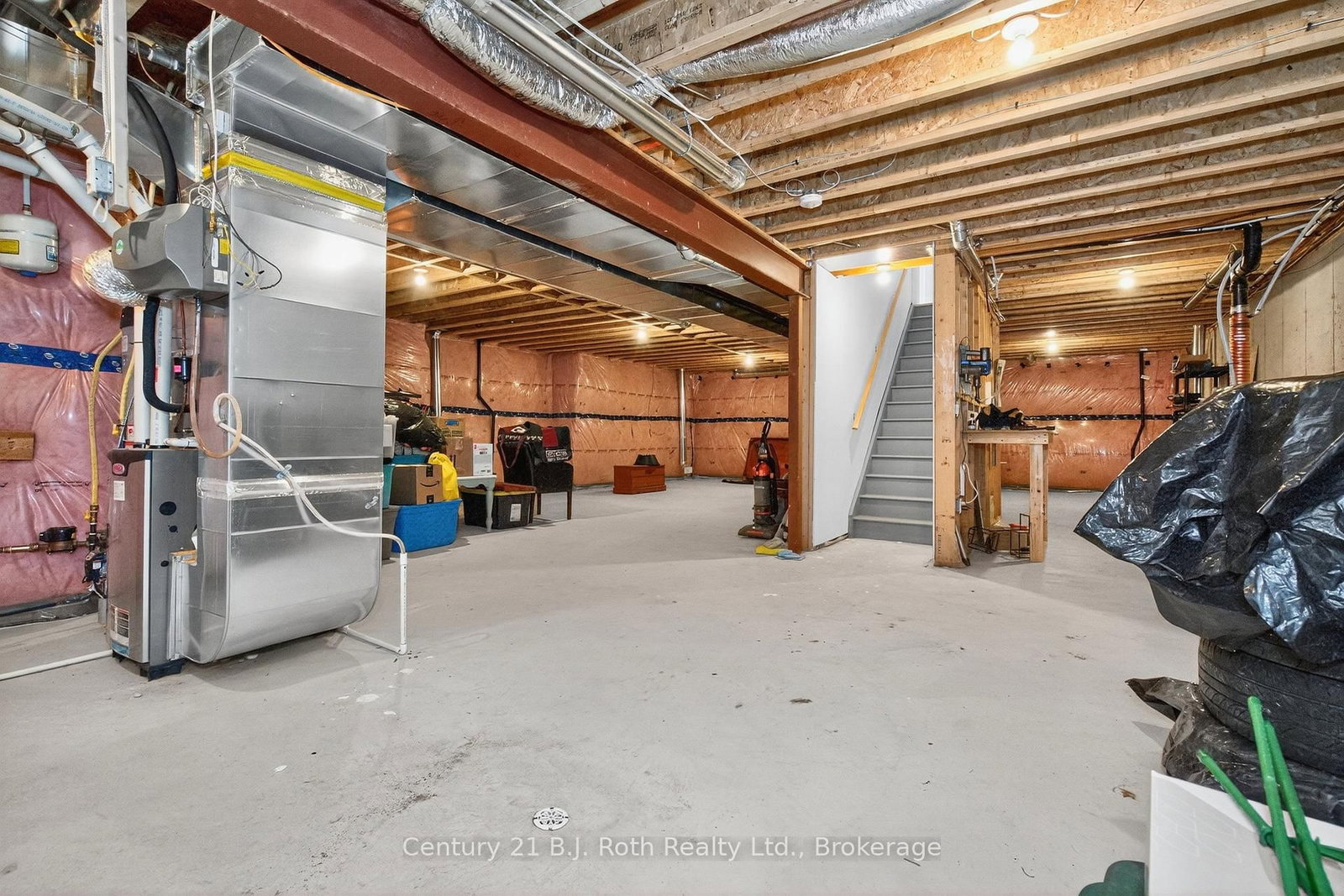 16 Samantha Lane • Midland, ON photo 32