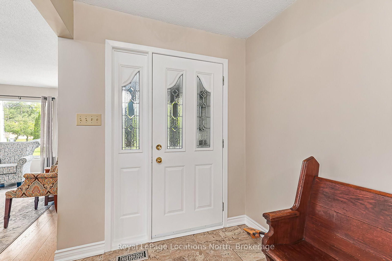 277 Christopher Street • Clearview, ON photo 6