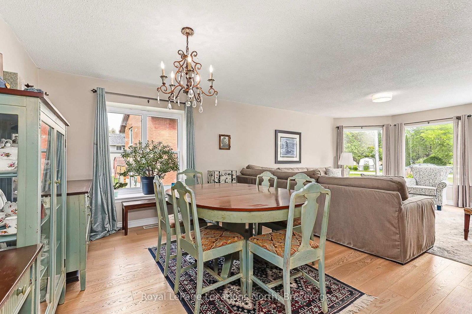 277 Christopher Street • Clearview, ON photo 9