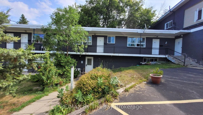B12 - 280 River Road E