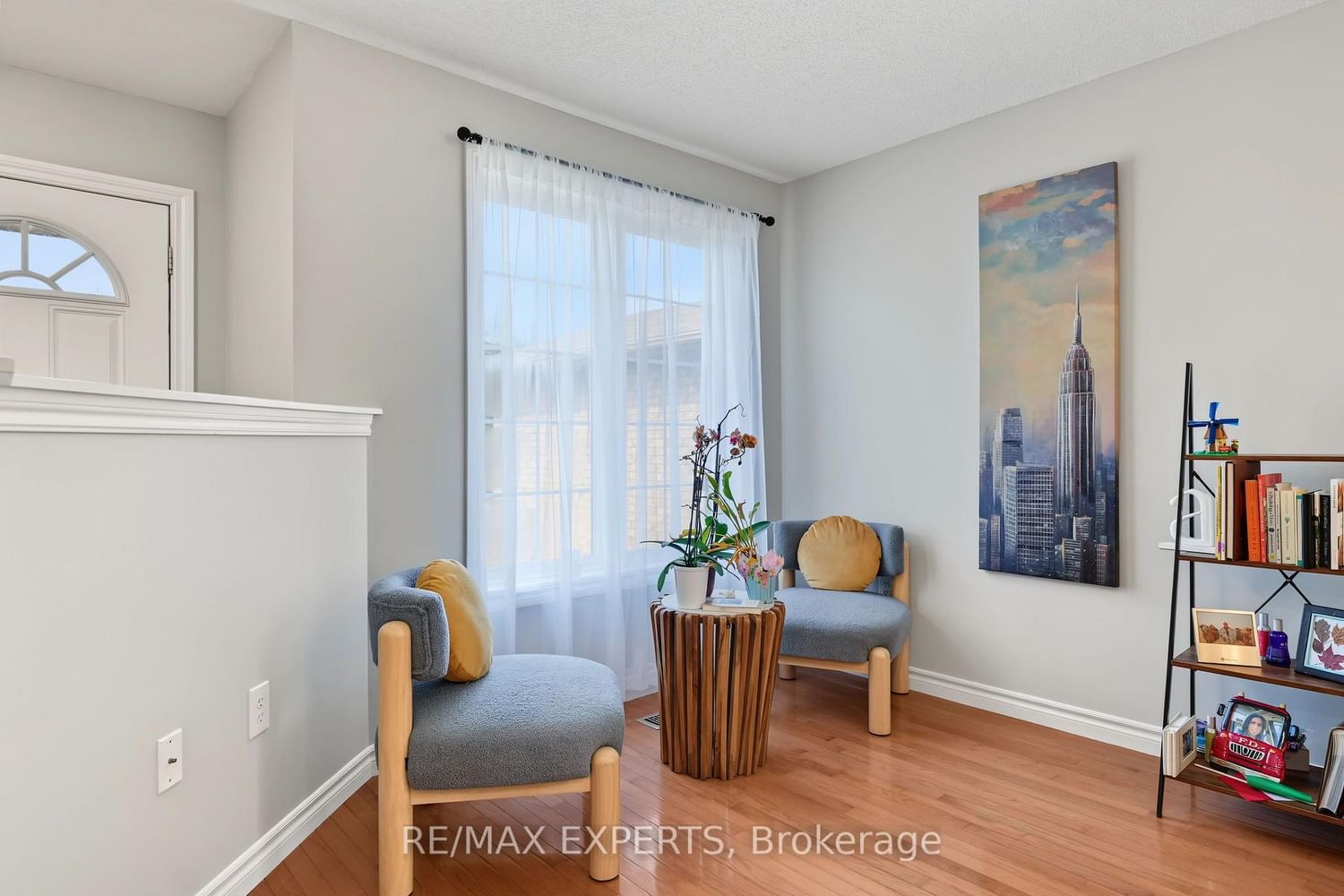 17 Michelle Drive • Barrie, ON photo 10