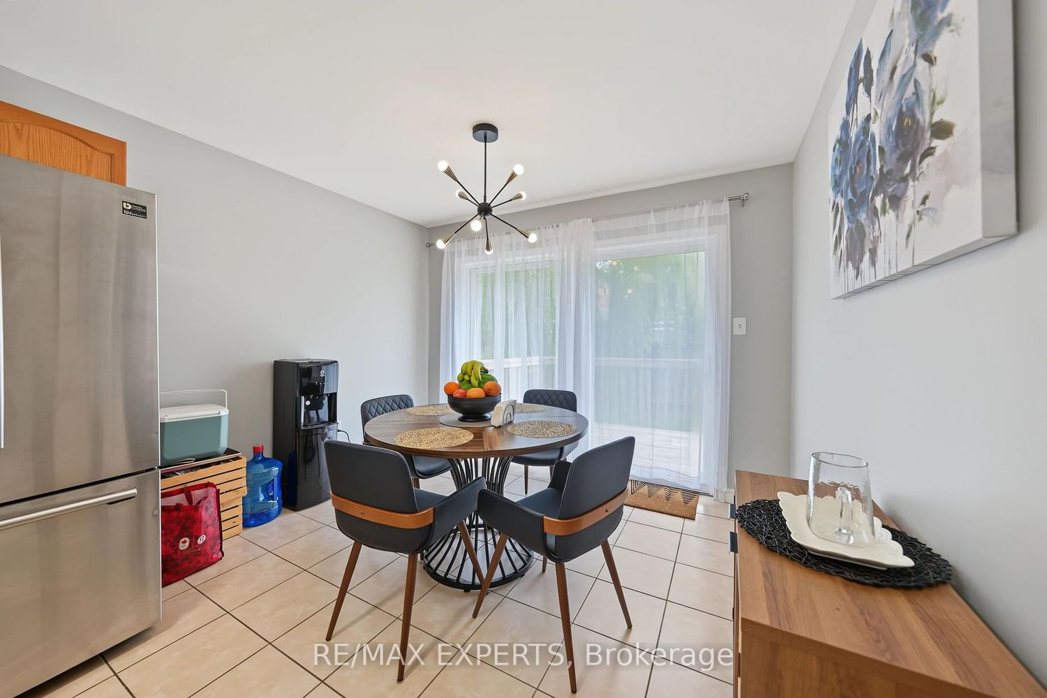 17 Michelle Drive • Barrie, ON photo 16