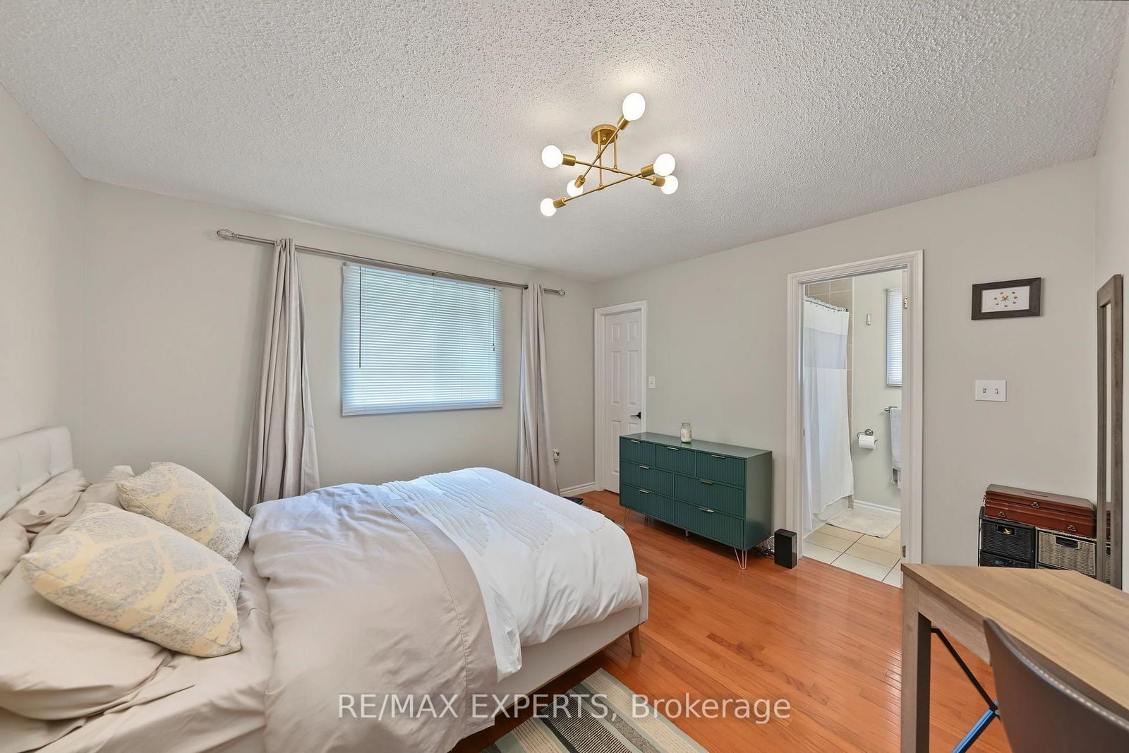 17 Michelle Drive • Barrie, ON photo 18