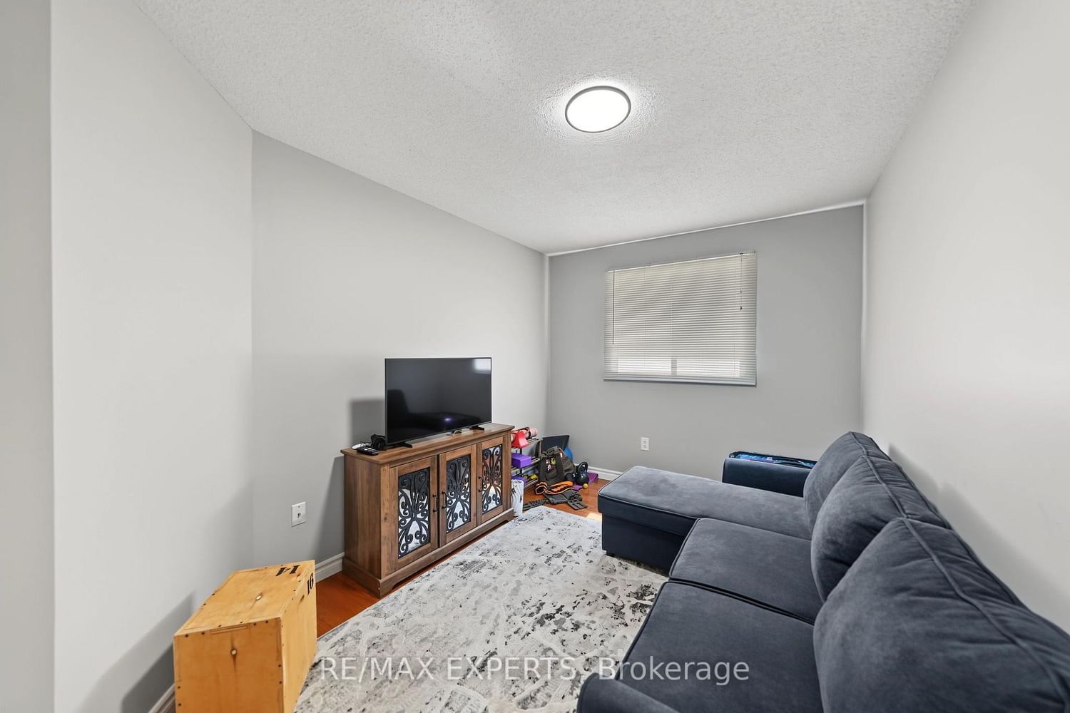 17 Michelle Drive • Barrie, ON photo 23