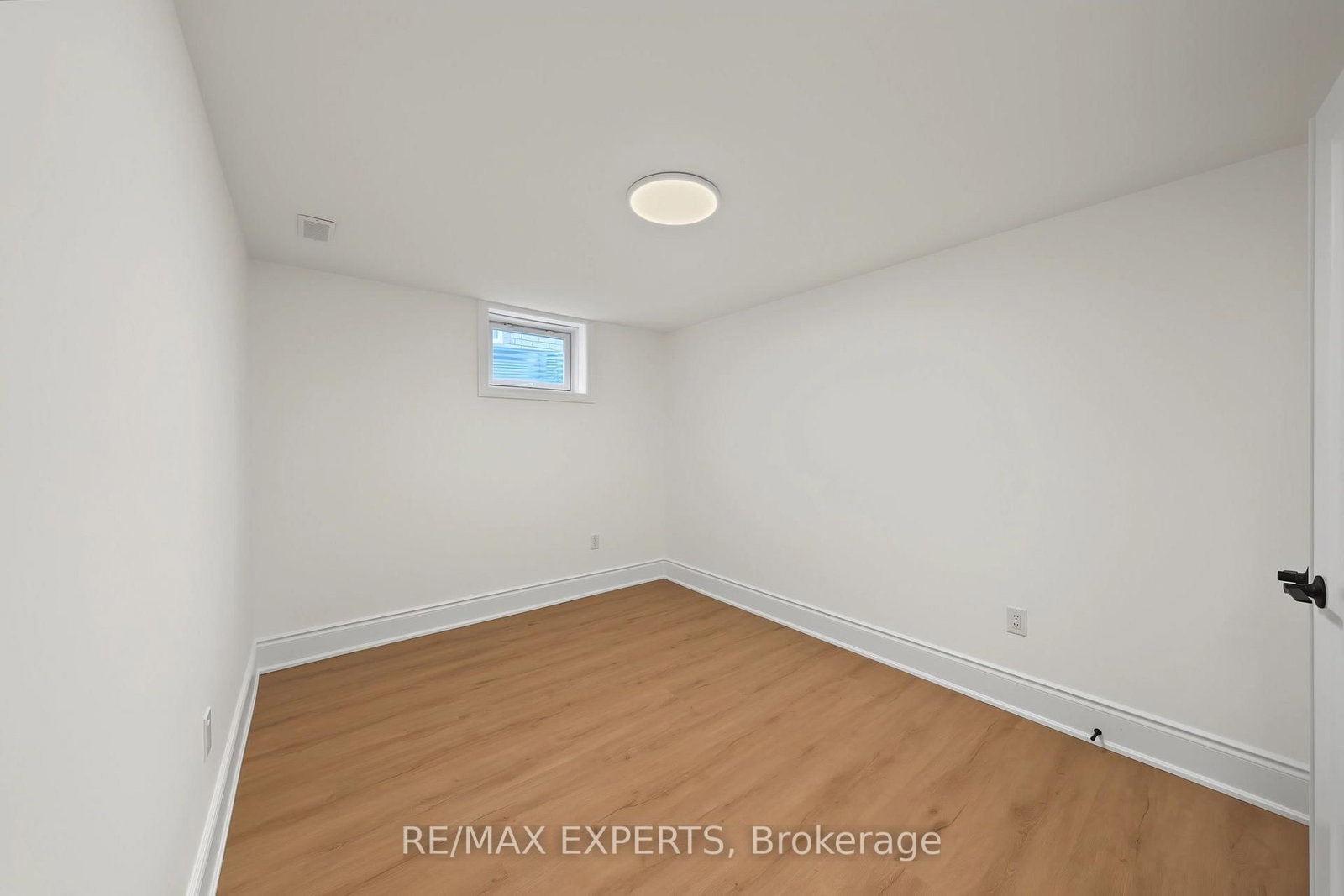 17 Michelle Drive • Barrie, ON photo 38