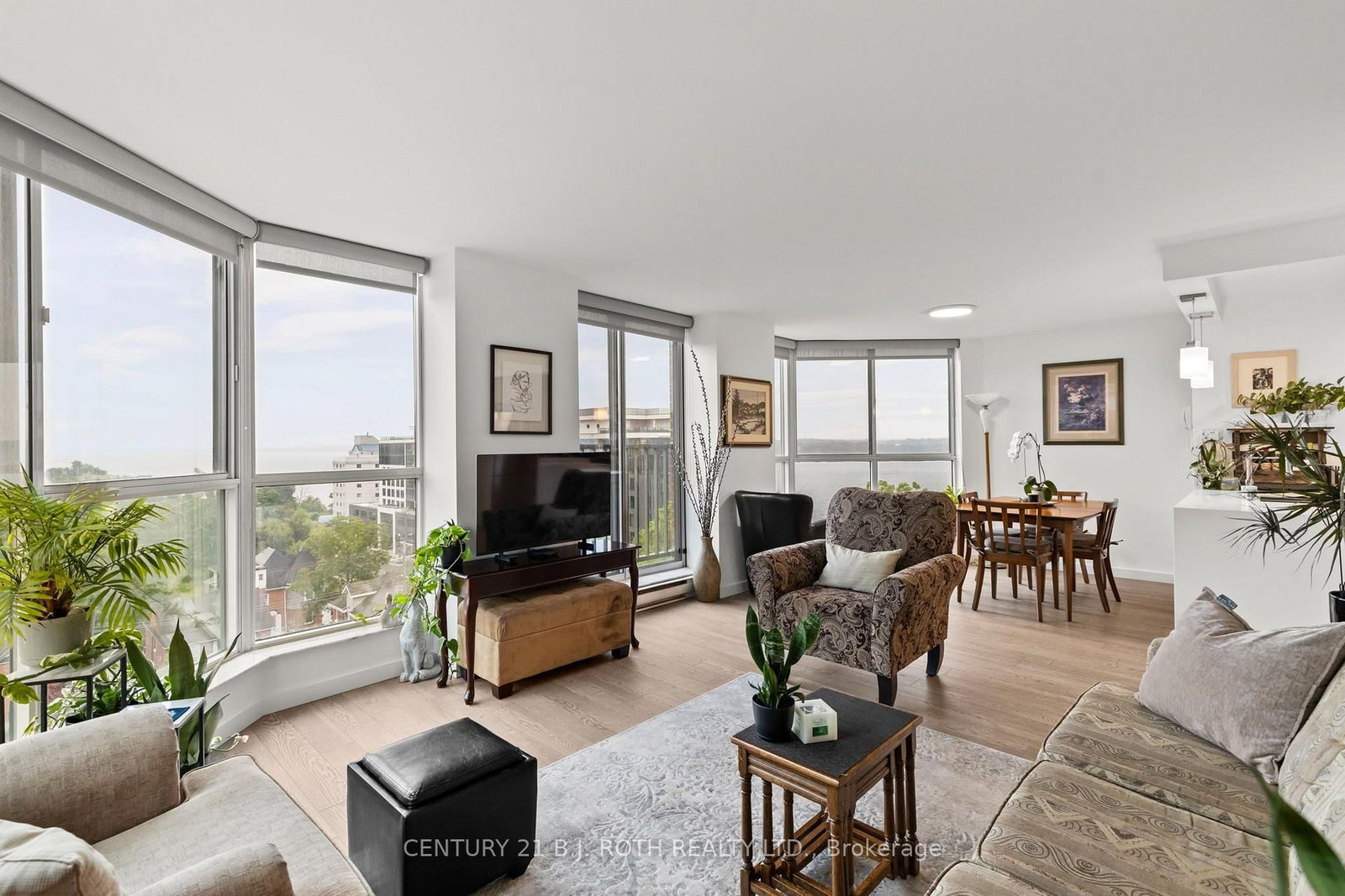 150 Dunlop Street E • #911 • Barrie, ON photo 9