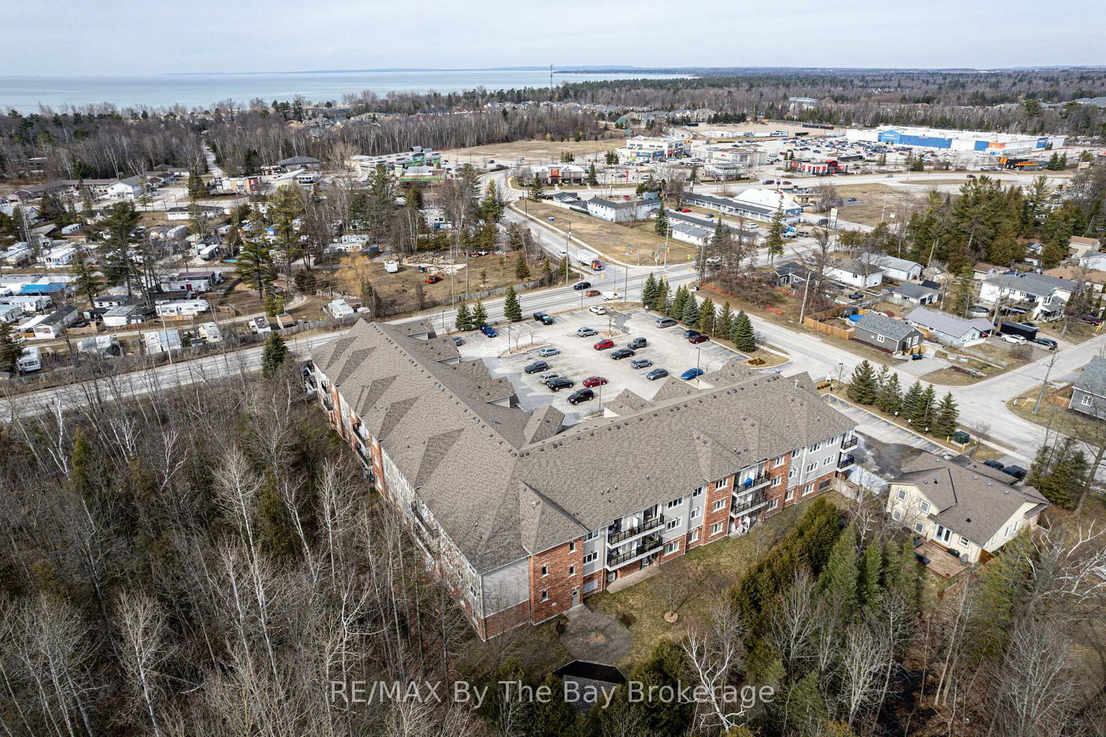 16 Westbury Road • #202 • Wasaga Beach, ON photo 16