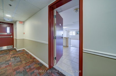 16 Westbury Road • #202 • Wasaga Beach, ON photo 8
