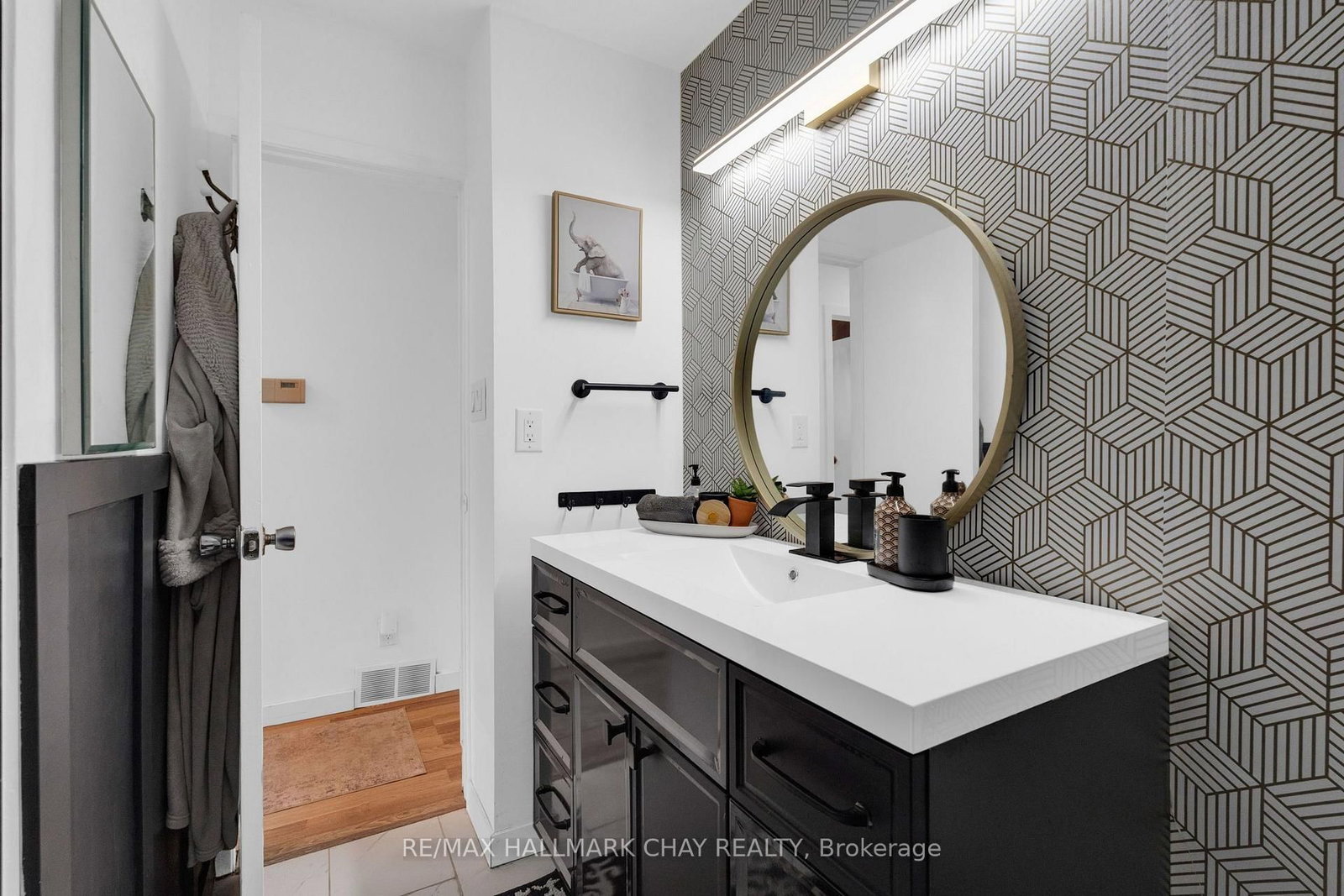 109 Daphne Crescent • Barrie, ON photo 22