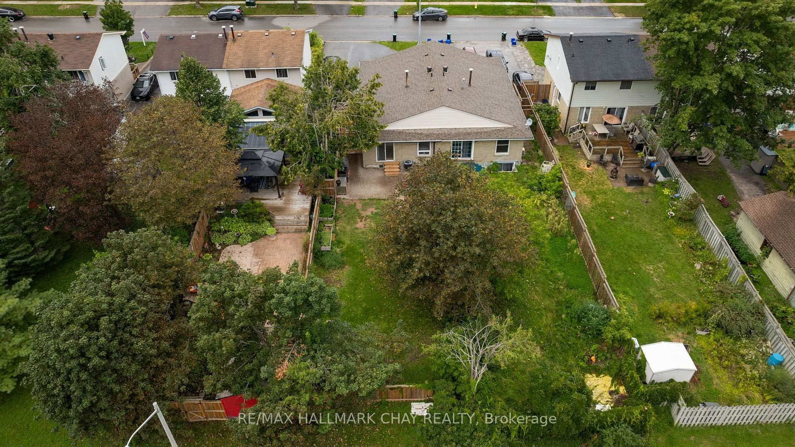 109 Daphne Crescent • Barrie, ON photo 39