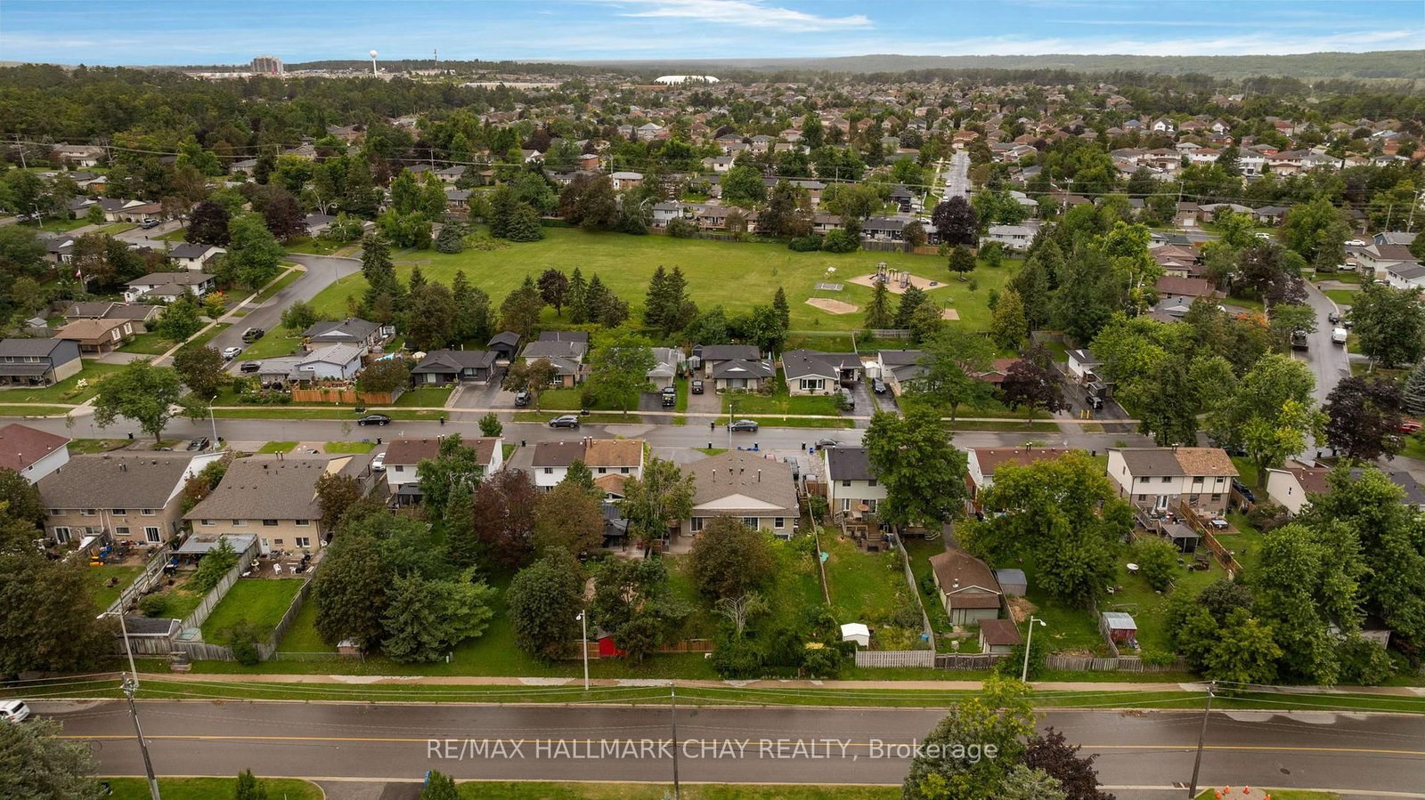 109 Daphne Crescent • Barrie, ON photo 40
